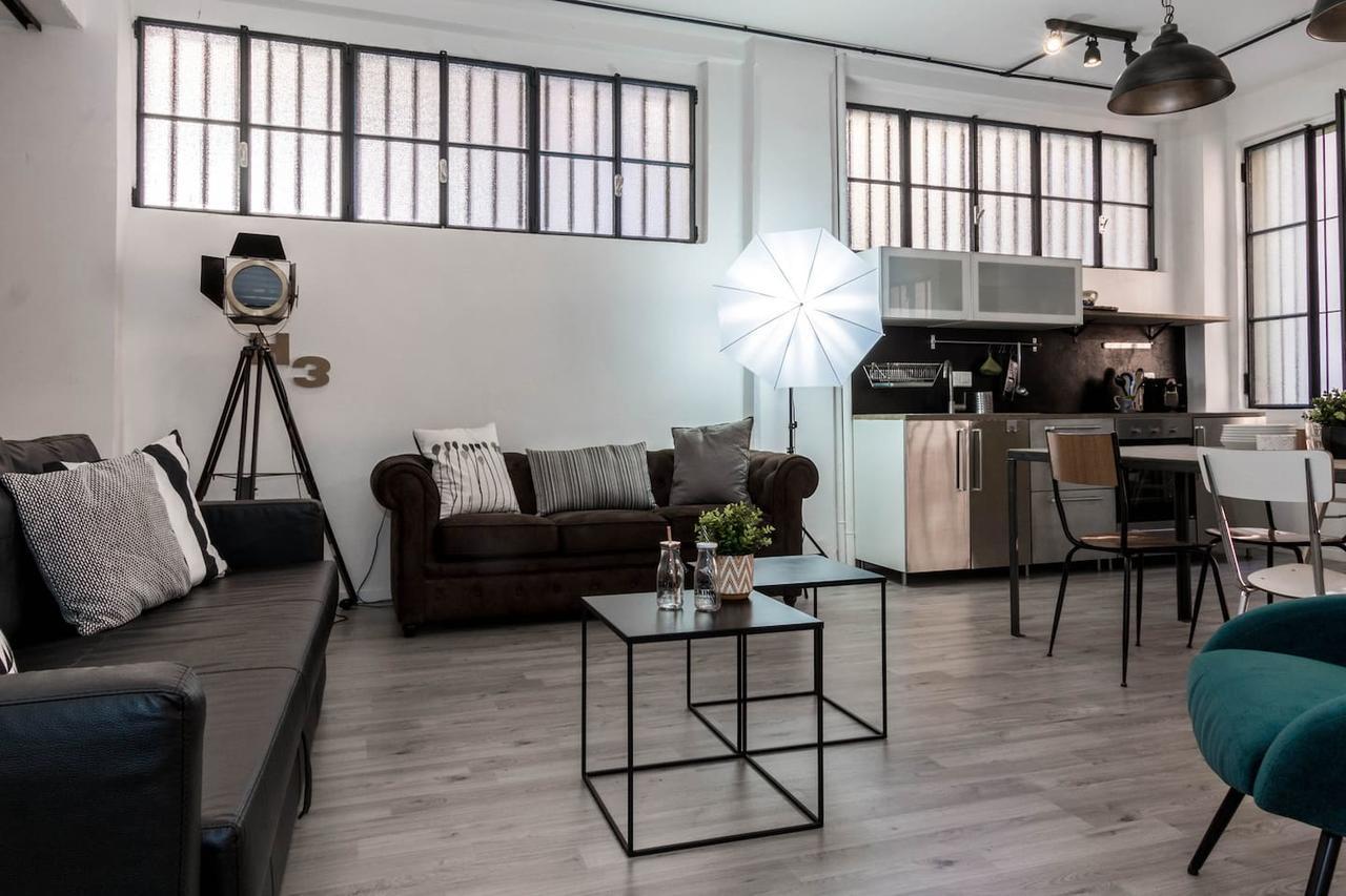 Joivy Exclusive Apt For 4 In Navigli Near Parks Milan Extérieur photo