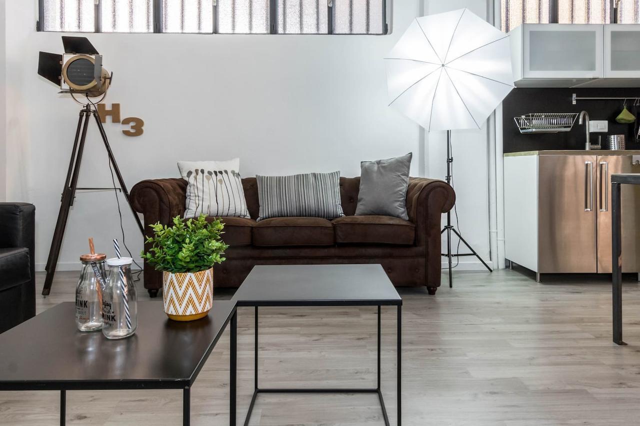 Joivy Exclusive Apt For 4 In Navigli Near Parks Milan Extérieur photo